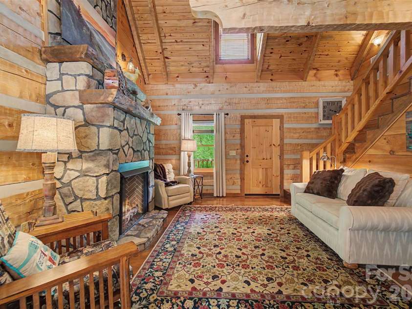 468 Old Yellow Branch Road, Robbinsville, NC 28771.  MLS# CAR4384322, YatesRealty ID 23789. 
