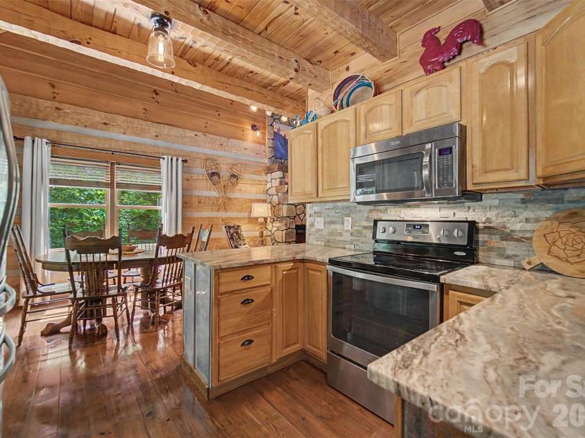 468 Old Yellow Branch Road, Robbinsville, NC 28771.  MLS# CAR4384322, YatesRealty ID 23789. 