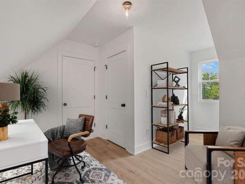 2903/2905 Clyde Drive, Charlotte, NC 28208.  MLS# CAR4377038, YatesRealty ID 23791. 
