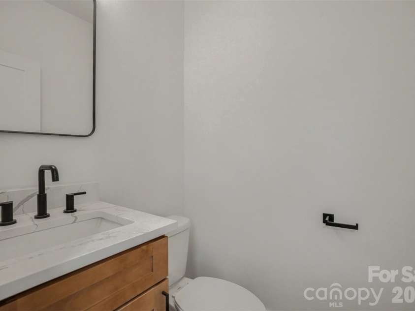 2903/2905 Clyde Drive, Charlotte, NC 28208.  MLS# CAR4377038, YatesRealty ID 23791. 