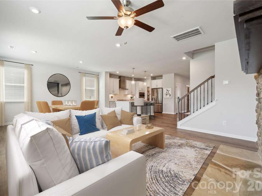 6508 Ludell Lane, Charlotte, NC 28215.  MLS# CAR4379734, YatesRealty ID 23792. Example Photo