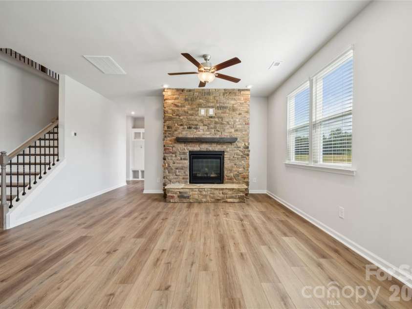 6508 Ludell Lane, Charlotte, NC 28215.  MLS# CAR4379734, YatesRealty ID 23792. Example Photo