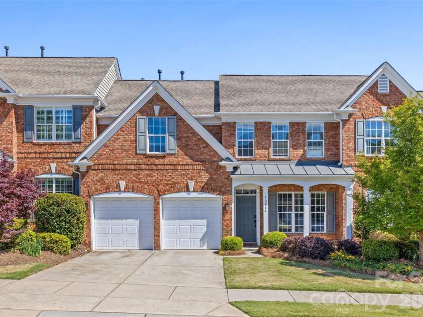 10614 Morablin Drive, Charlotte, NC 28277.  MLS# CAR4379043, YatesRealty ID 23793. 