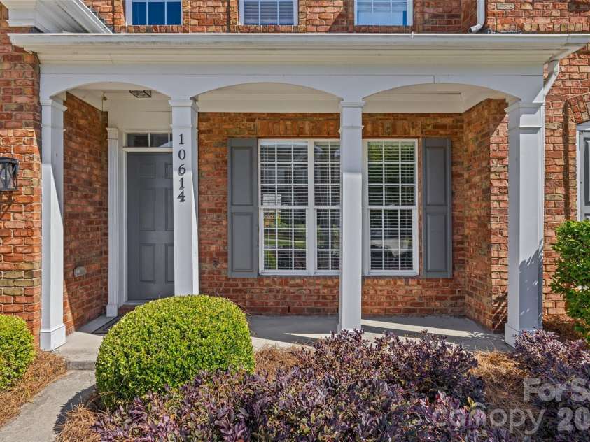 10614 Morablin Drive, Charlotte, NC 28277.  MLS# CAR4379043, YatesRealty ID 23793. 