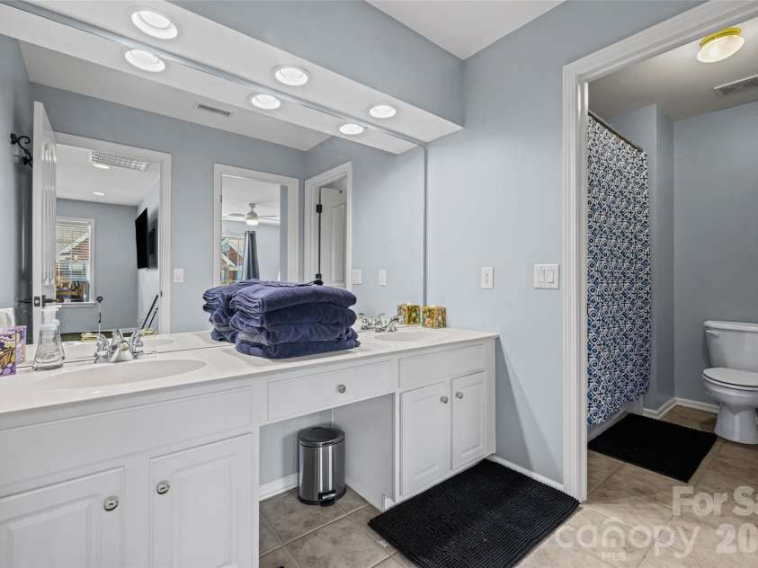 10614 Morablin Drive, Charlotte, NC 28277.  MLS# CAR4379043, YatesRealty ID 23793. 