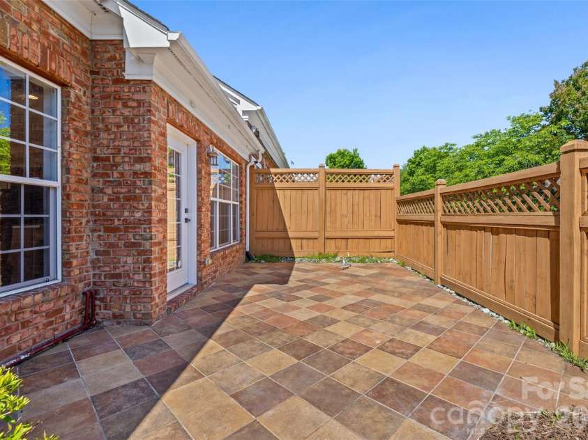 10614 Morablin Drive, Charlotte, NC 28277.  MLS# CAR4379043, YatesRealty ID 23793. 