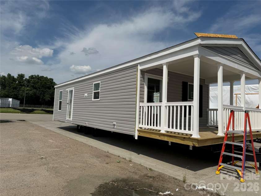 tbd Biggerstaff Loop, Nebo, NC 28761.  MLS# CAR4384300, YatesRealty ID 23794. 