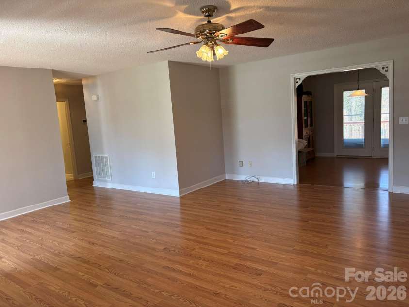 107 Forrest Glenn Court, King, NC 27021.  MLS# CAR4350946, YatesRealty ID 23795. 
