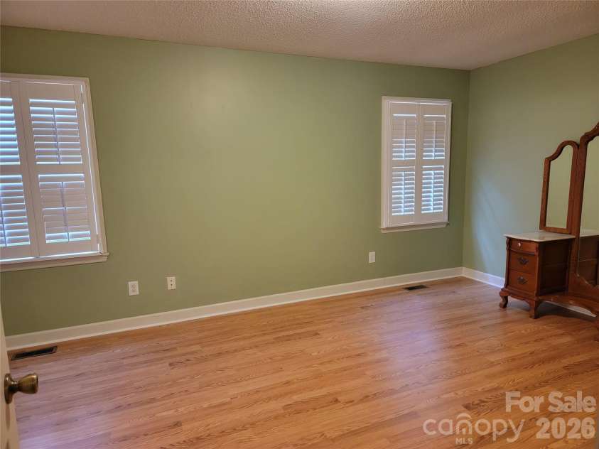 107 Forrest Glenn Court, King, NC 27021.  MLS# CAR4350946, YatesRealty ID 23795. Master Bedroom
