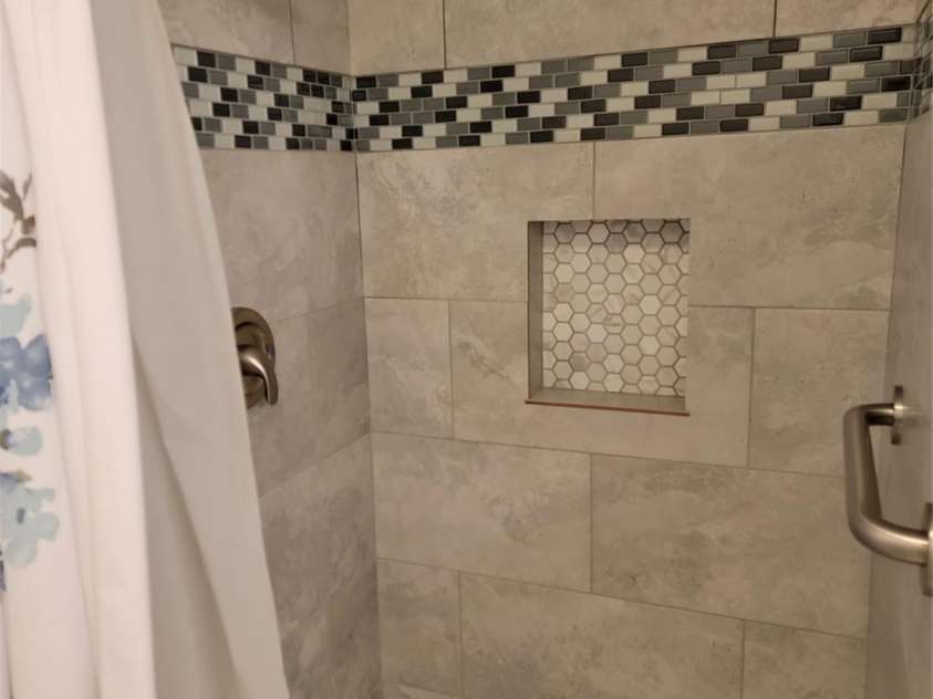 107 Forrest Glenn Court, King, NC 27021.  MLS# CAR4350946, YatesRealty ID 23795. Master Shower