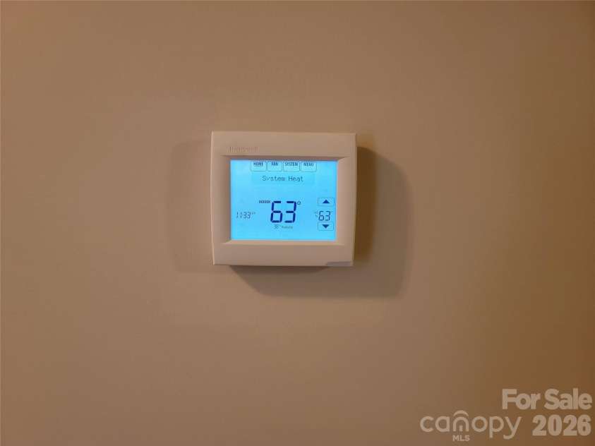 107 Forrest Glenn Court, King, NC 27021.  MLS# CAR4350946, YatesRealty ID 23795. Thermostat