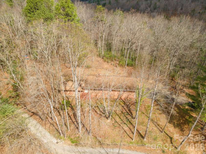 118 Richard Lane, Black Mountain, NC 28711.  MLS# CAR4356314, YatesRealty ID 23796. 