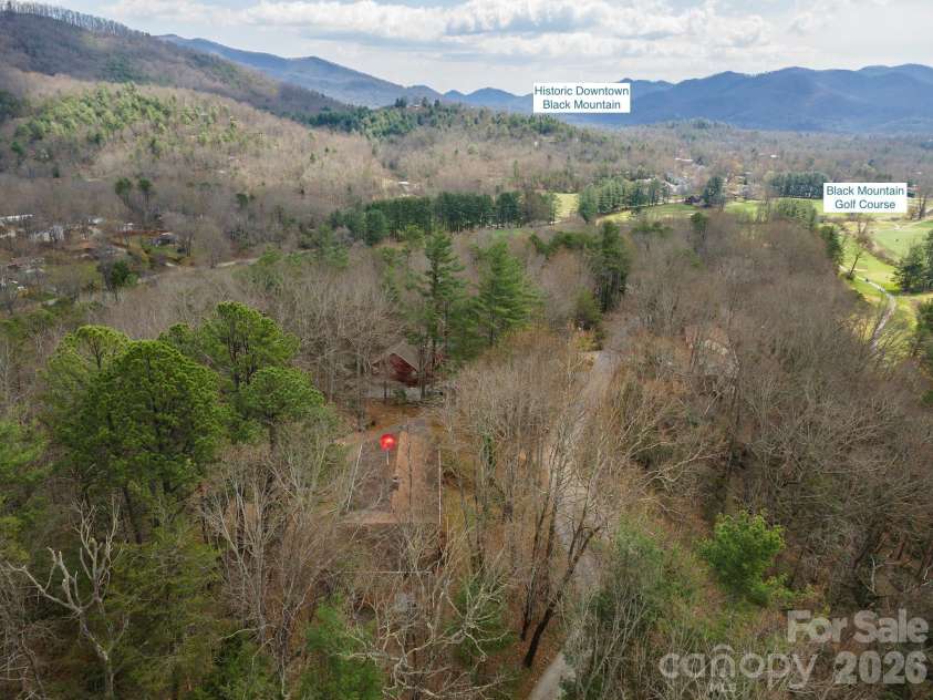 118 Richard Lane, Black Mountain, NC 28711.  MLS# CAR4356314, YatesRealty ID 23796. 