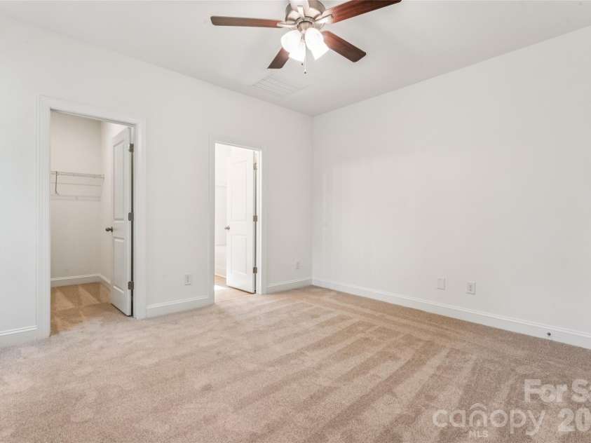 2500 Sunset Avenue, Gastonia, NC 28052.  MLS# CAR4378729, YatesRealty ID 23798. 