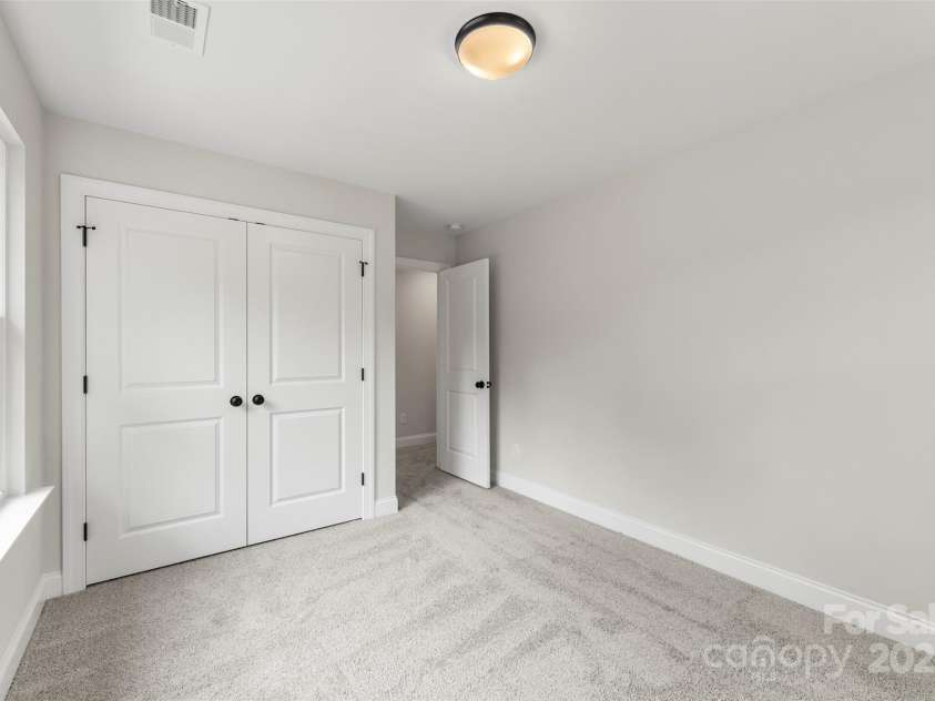 105 Spring Garden Drive, Gastonia, NC 28052.  MLS# CAR4263321, YatesRealty ID 23799. 