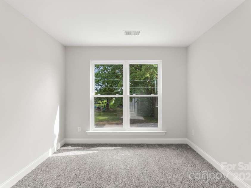 105 Spring Garden Drive, Gastonia, NC 28052.  MLS# CAR4263321, YatesRealty ID 23799. 