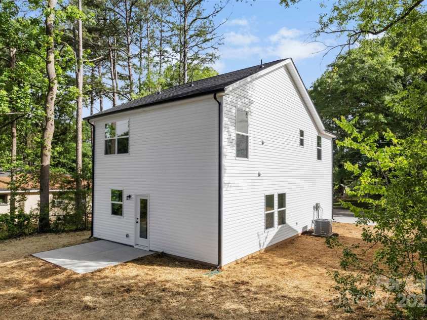 105 Spring Garden Drive, Gastonia, NC 28052.  MLS# CAR4263321, YatesRealty ID 23799. 