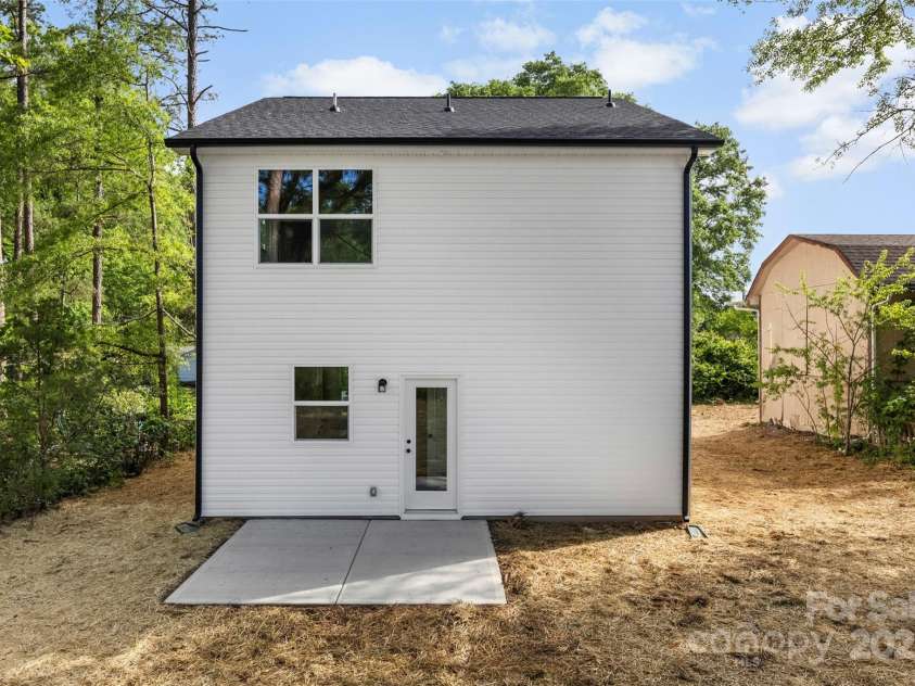 105 Spring Garden Drive, Gastonia, NC 28052.  MLS# CAR4263321, YatesRealty ID 23799. 