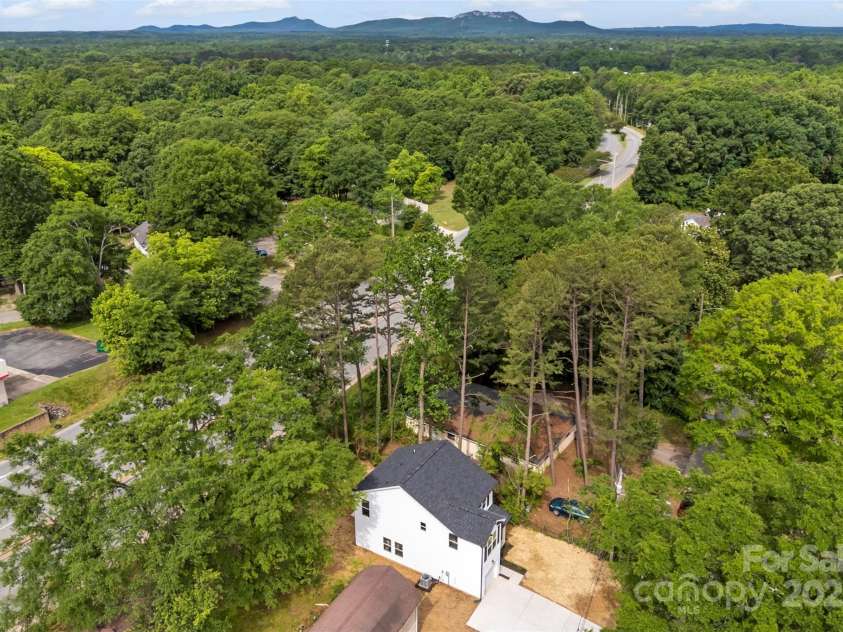 105 Spring Garden Drive, Gastonia, NC 28052.  MLS# CAR4263321, YatesRealty ID 23799. 