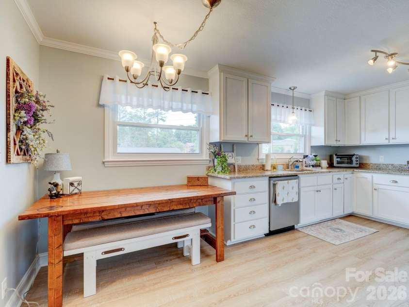 117 Piedmont Drive, Kannapolis, NC 28081.  MLS# CAR4379898, YatesRealty ID 23799. 