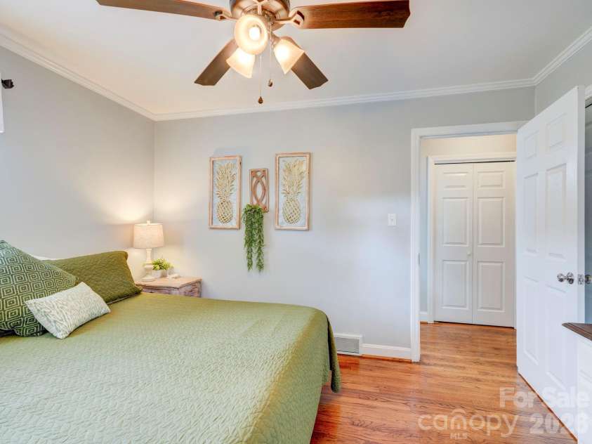 117 Piedmont Drive, Kannapolis, NC 28081.  MLS# CAR4379898, YatesRealty ID 23799. 