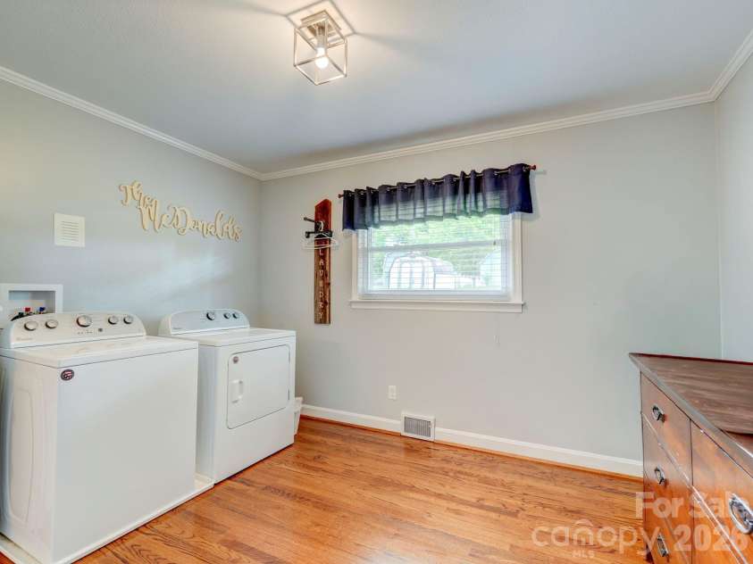 117 Piedmont Drive, Kannapolis, NC 28081.  MLS# CAR4379898, YatesRealty ID 23799. 