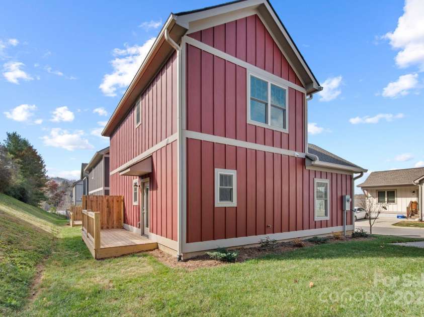 90 Wheeler Road, Weaverville, NC 28787.  MLS# CAR4193828, YatesRealty ID 238. 