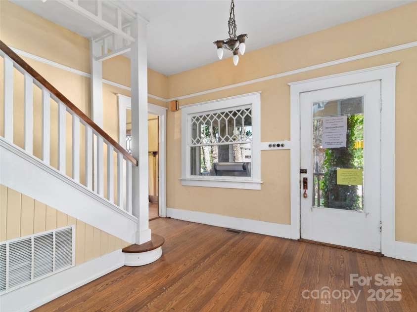 99 Walnut Street, Waynesville, NC 28786.  MLS# CAR4316097, YatesRealty ID 238. 