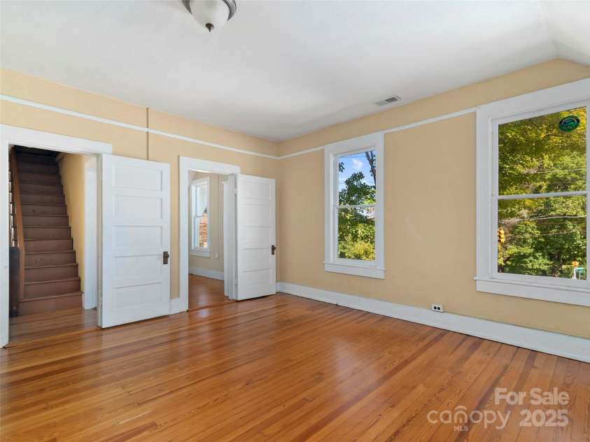 99 Walnut Street, Waynesville, NC 28786.  MLS# CAR4316097, YatesRealty ID 238. 