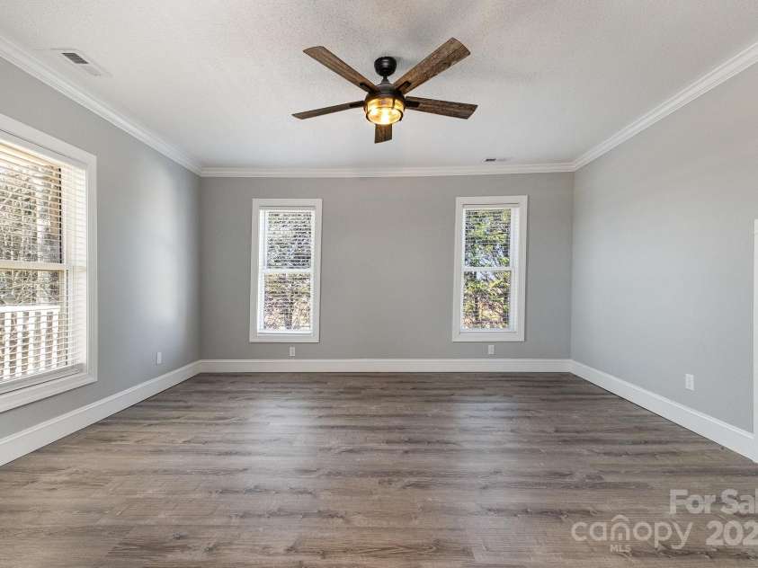 202 Deitz Road, Statesville, NC 28625.  MLS# CAR4220770, YatesRealty ID 2380. Primary bedroom