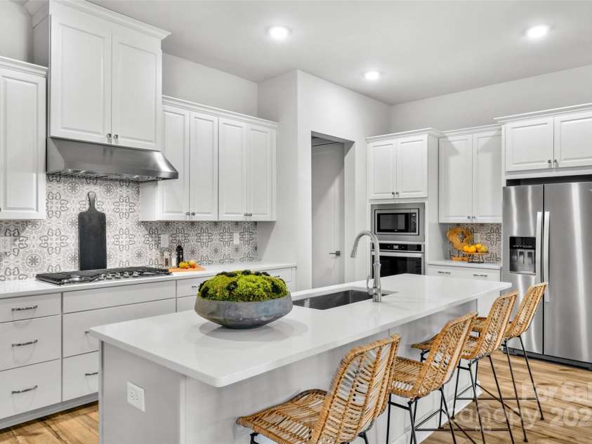 5317 Mint Harbor Way, Charlotte, NC 28269.  MLS# CAR4302427, YatesRealty ID 2380. Not actual home - Kitchen