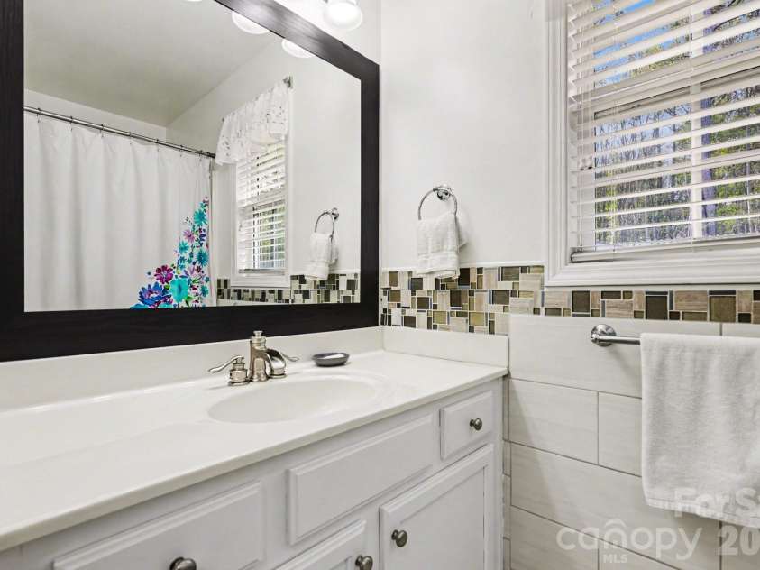 1117 Landen Chase Drive, Monroe, NC 28110.  MLS# CAR4360372, YatesRealty ID 23802. Master bath