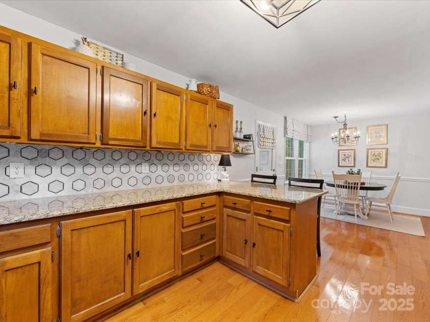 1119 Holleybank Drive, Matthews, NC 28105.  MLS# CAR4273481, YatesRealty ID 23802. 