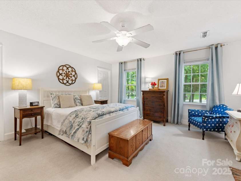 1119 Holleybank Drive, Matthews, NC 28105.  MLS# CAR4273481, YatesRealty ID 23802. 