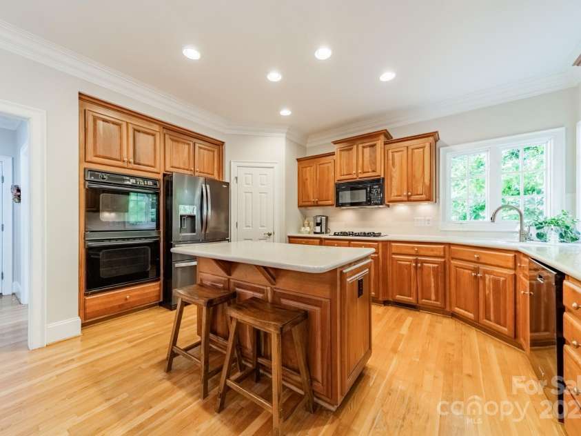 4646 Eagle Pointe Court, Denver, NC 28037.  MLS# CAR4240502, YatesRealty ID 23804. 