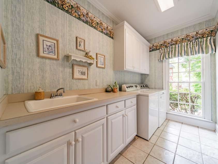 4646 Eagle Pointe Court, Denver, NC 28037.  MLS# CAR4240502, YatesRealty ID 23804. 