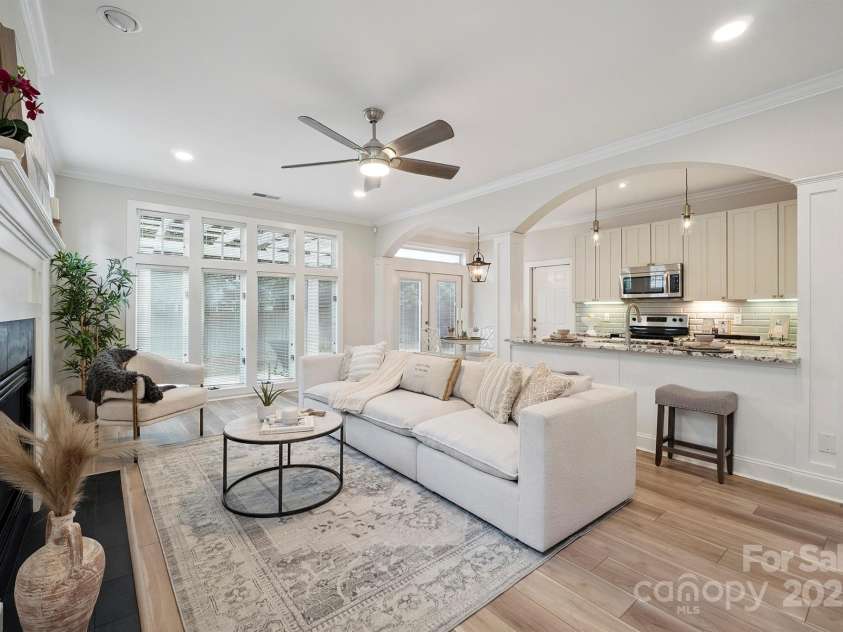 20444 Greenway Heights Drive, Cornelius, NC 28031.  MLS# CAR4274002, YatesRealty ID 23805. 