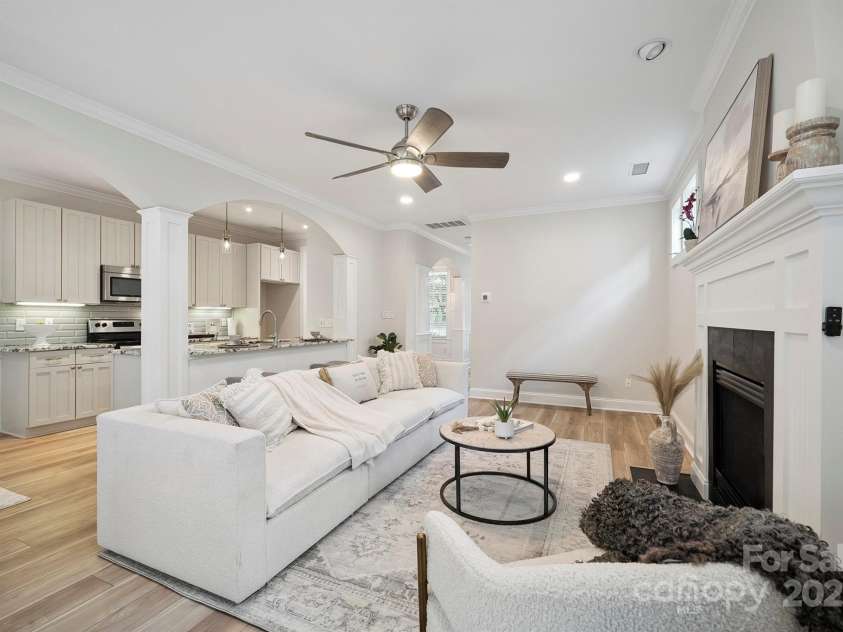 20444 Greenway Heights Drive, Cornelius, NC 28031.  MLS# CAR4274002, YatesRealty ID 23805. 