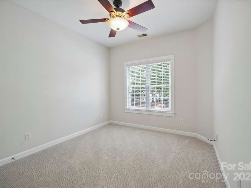 20444 Greenway Heights Drive, Cornelius, NC 28031.  MLS# CAR4274002, YatesRealty ID 23805. 