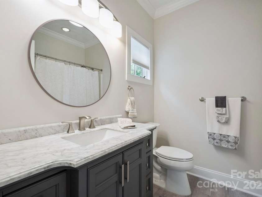 20444 Greenway Heights Drive, Cornelius, NC 28031.  MLS# CAR4274002, YatesRealty ID 23805. 