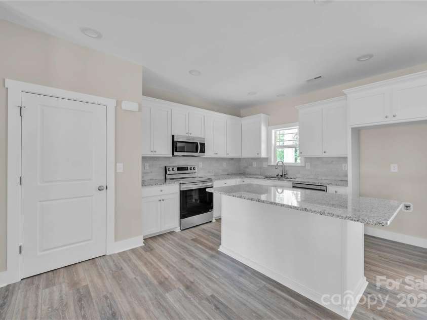 222 Elm Street, Mocksville, NC 27028.  MLS# CAR4275748, YatesRealty ID 23806. 