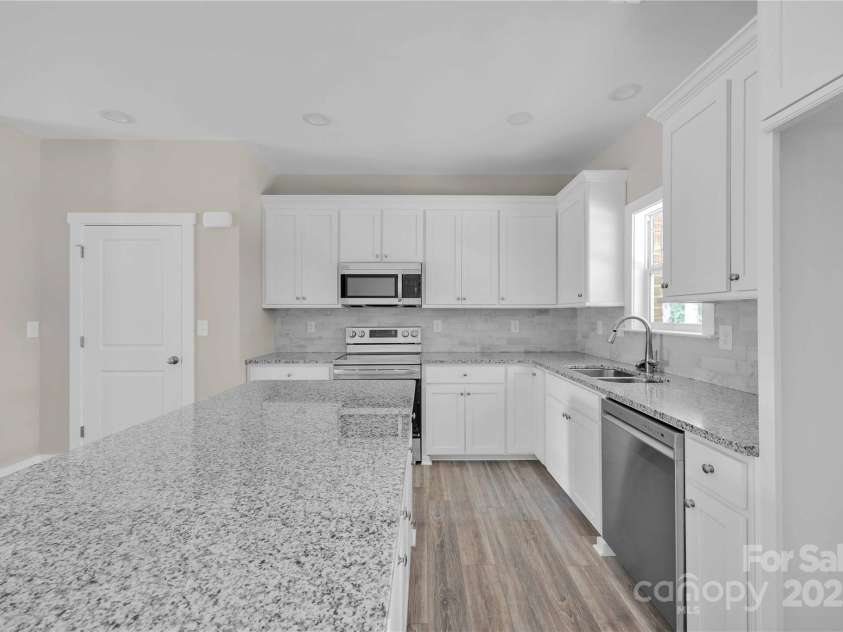 222 Elm Street, Mocksville, NC 27028.  MLS# CAR4275748, YatesRealty ID 23806. 