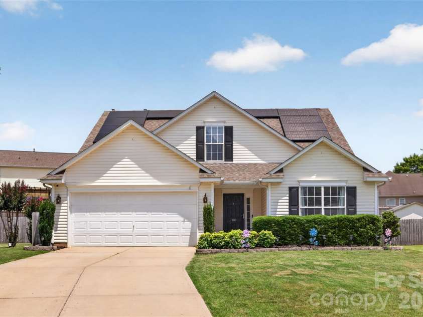110 Humbold Place, Mooresville, NC 28115.  MLS# CAR4403086, YatesRealty ID 23807. 