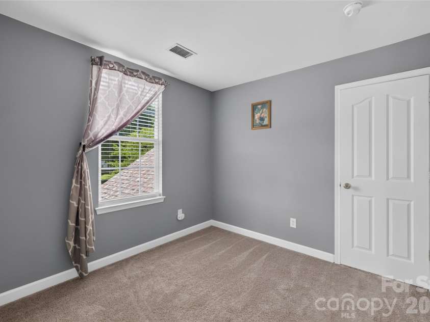 110 Humbold Place, Mooresville, NC 28115.  MLS# CAR4403086, YatesRealty ID 23807. 