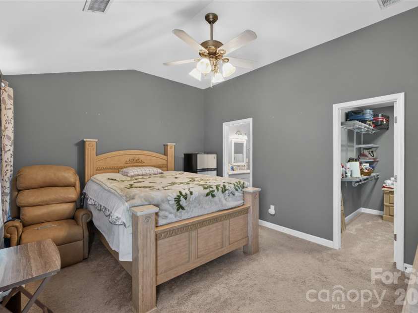 110 Humbold Place, Mooresville, NC 28115.  MLS# CAR4403086, YatesRealty ID 23807. 