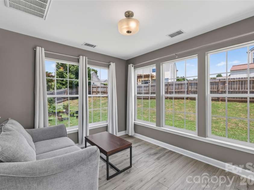 110 Humbold Place, Mooresville, NC 28115.  MLS# CAR4403086, YatesRealty ID 23807. 