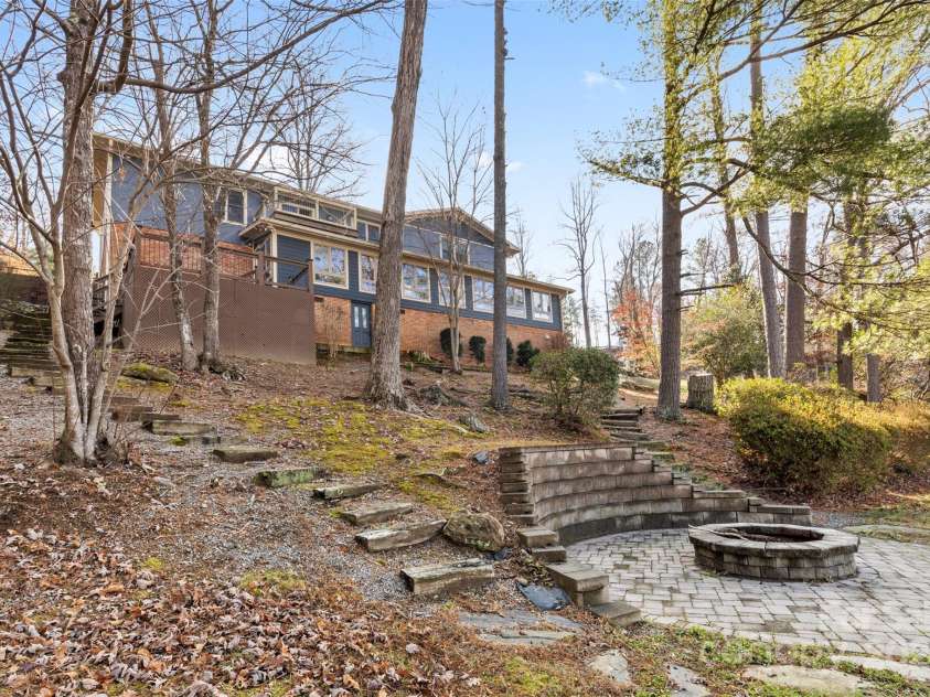 60 Sigmon Drum Road, Hickory, NC 28601.  MLS# CAR4208475, YatesRealty ID 2381. 