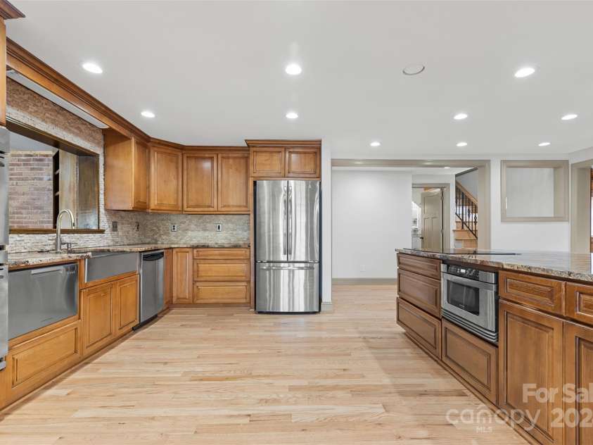 60 Sigmon Drum Road, Hickory, NC 28601.  MLS# CAR4208475, YatesRealty ID 2381. 