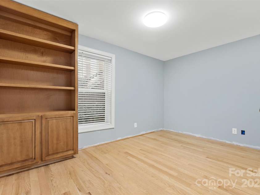 60 Sigmon Drum Road, Hickory, NC 28601.  MLS# CAR4208475, YatesRealty ID 2381. 