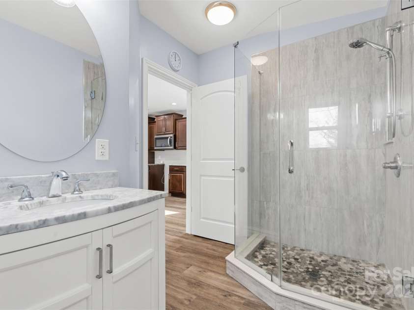 60 Sigmon Drum Road, Hickory, NC 28601.  MLS# CAR4208475, YatesRealty ID 2381. 